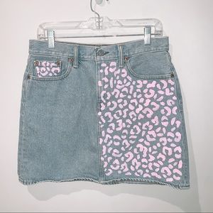 ✨3 for $15✨ pink cheetah print skirt
